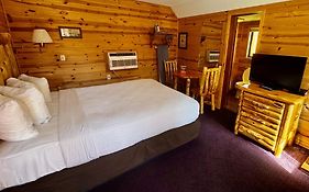 Cabins in Mackinac City